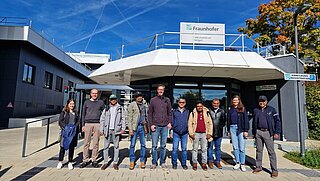 Gruppenbild mit 10 Personen der Delegation und deutschen Partnern